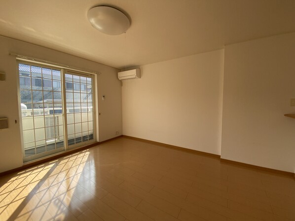 ウッドパストラルIIIの物件内観写真